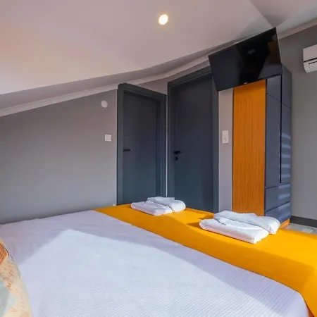 Villa Prestij 1 *